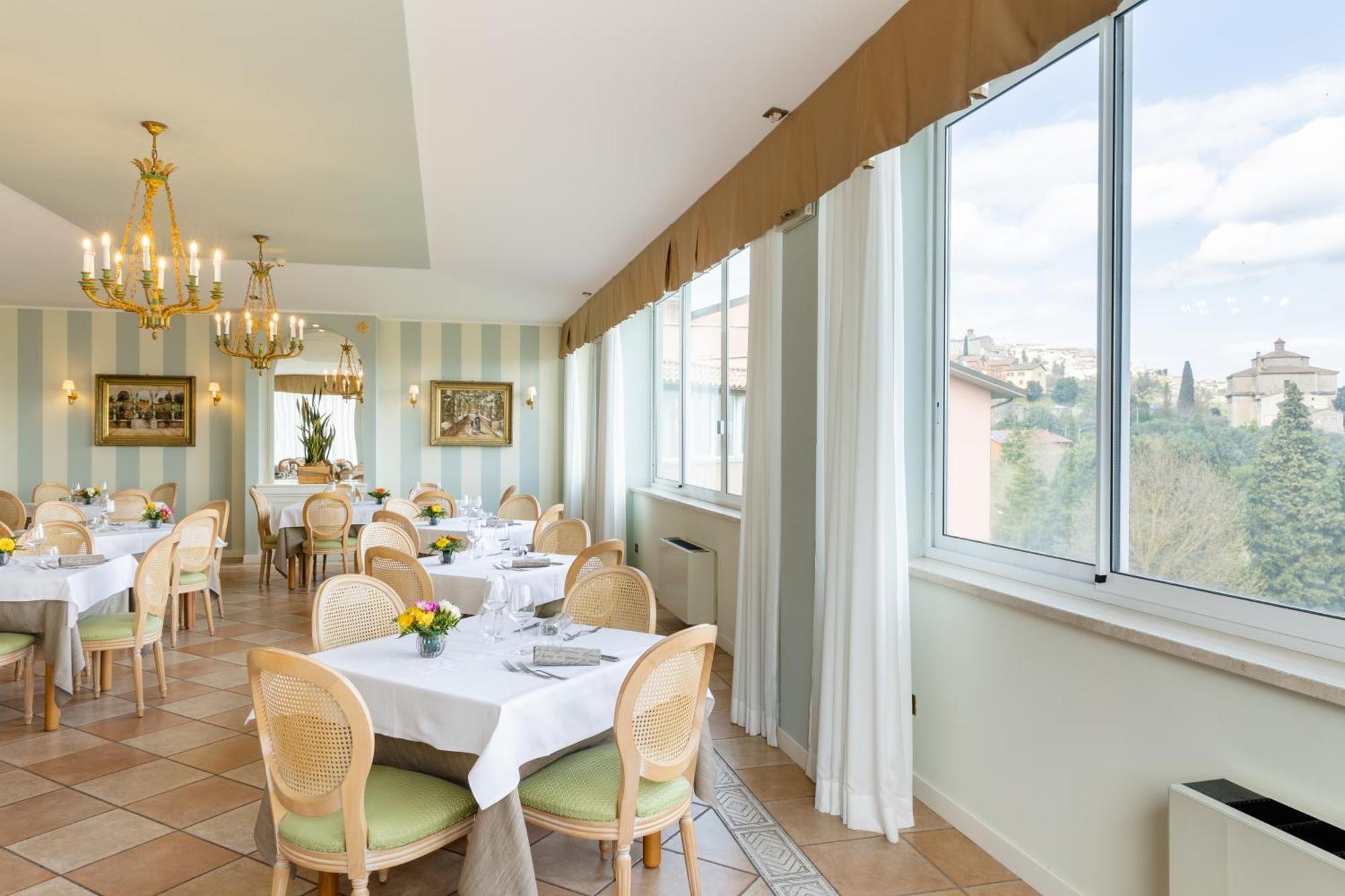 Hotel Tuder Todi Eksteriør billede