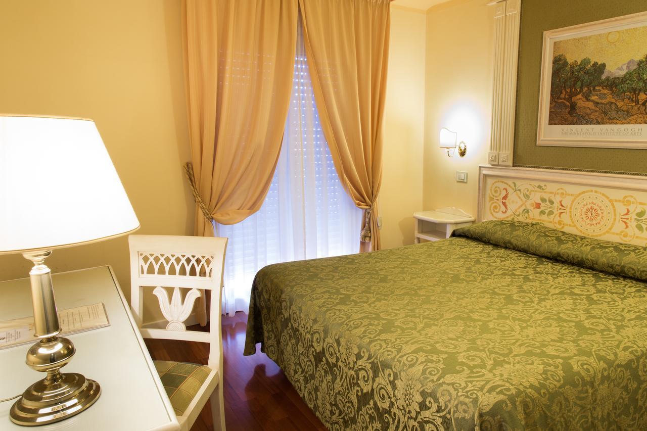 Hotel Tuder Todi Eksteriør billede